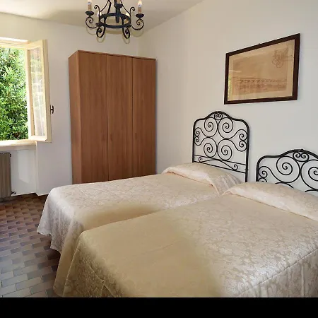 La Piccola Aparthotel 4*