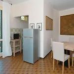 La Piccola 4*